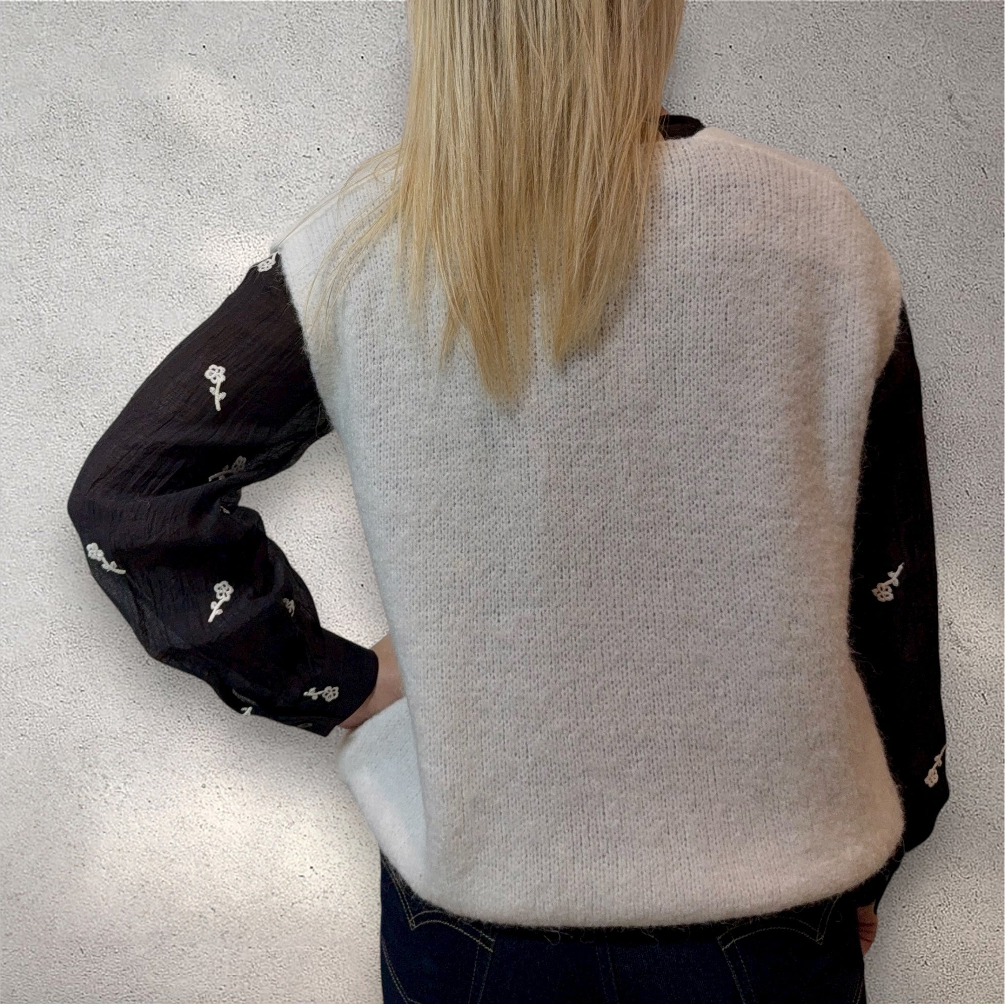 Gilet sans manche en maille blanc