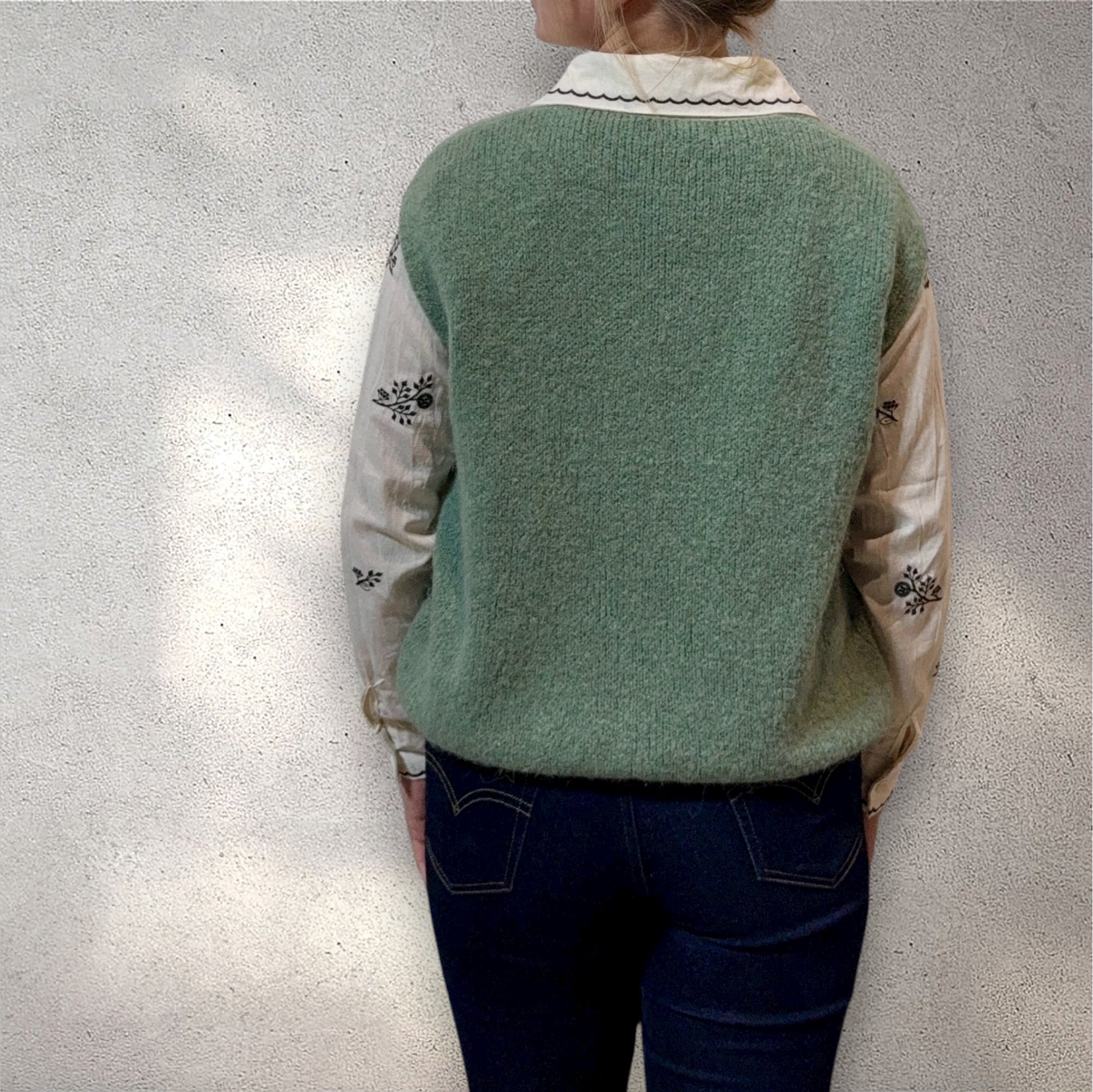 Gilet sans manche en maille vert sauge