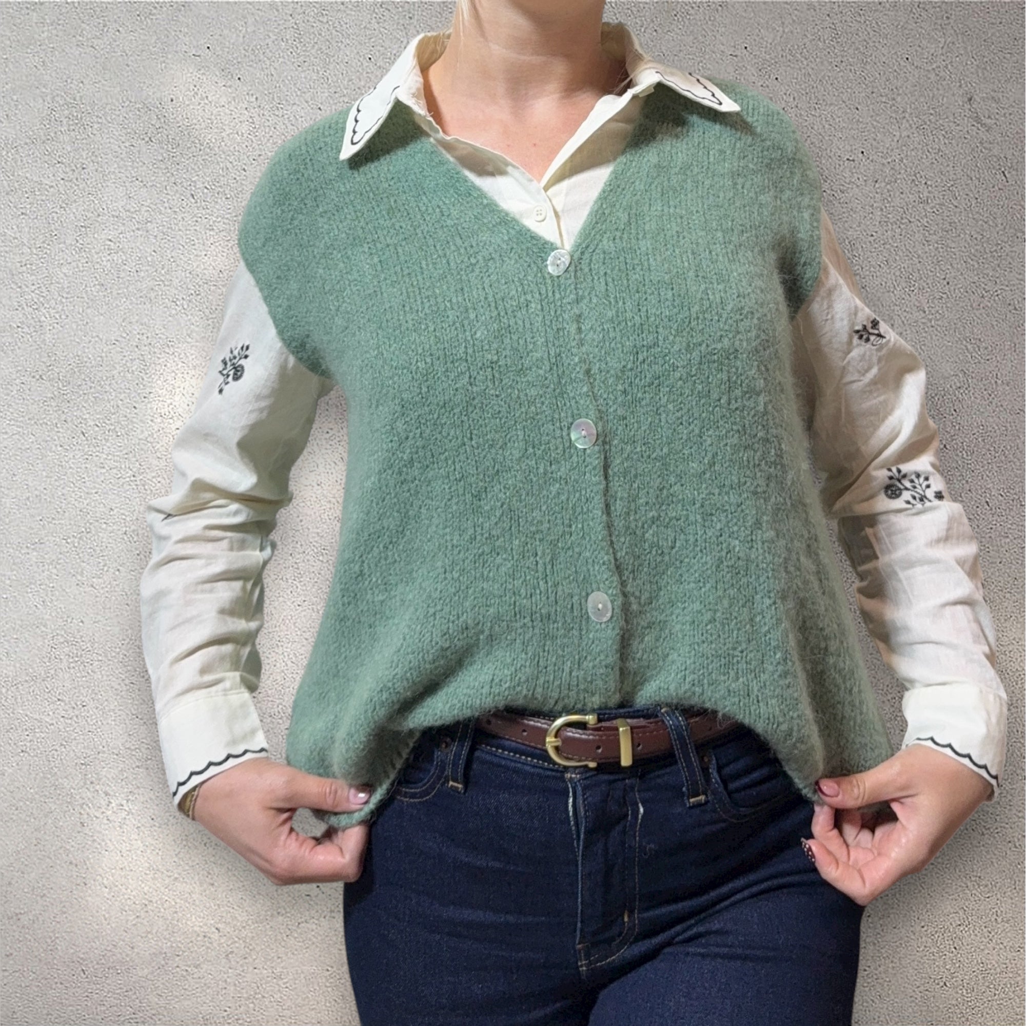 Gilet sans manche en maille vert sauge
