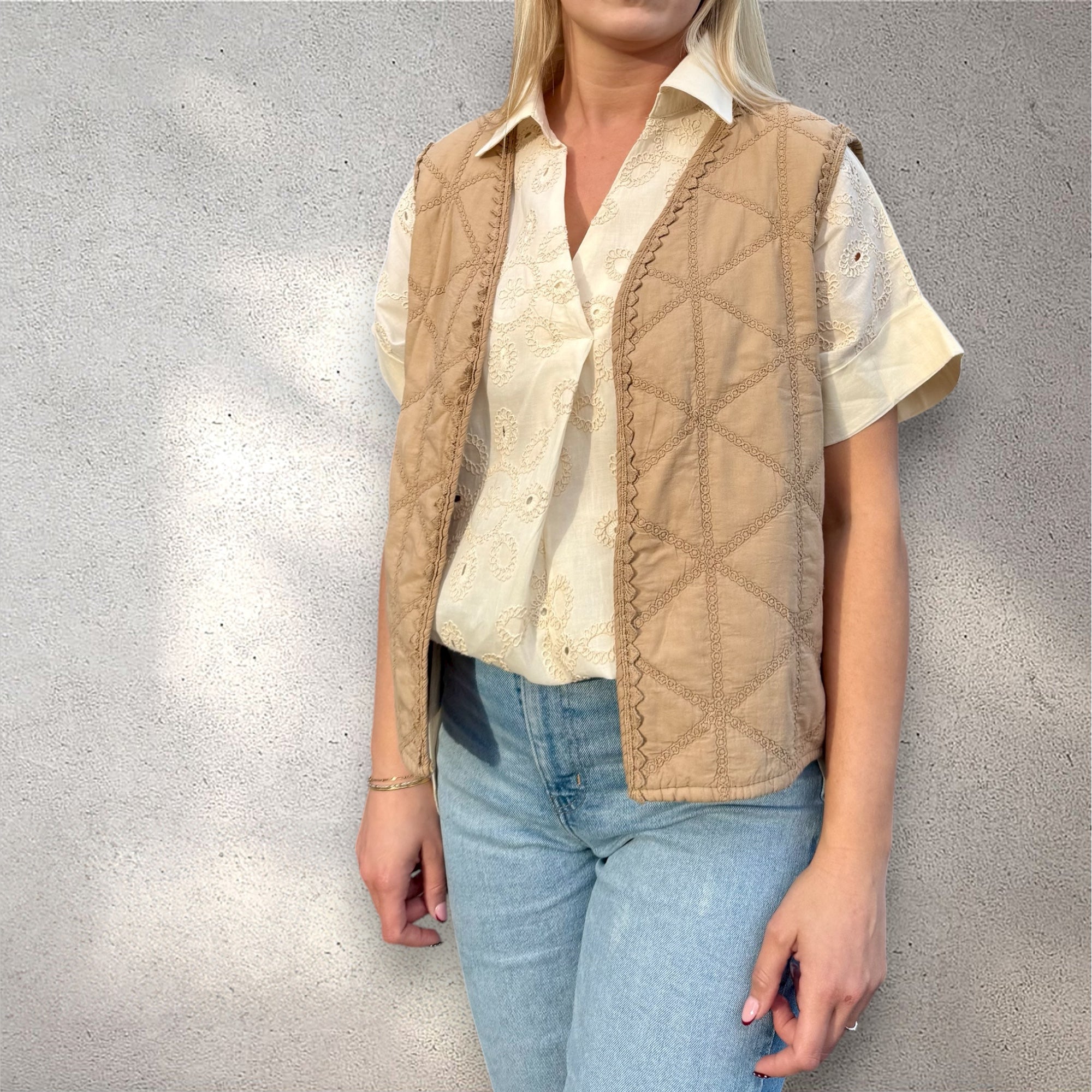 Chemisier asymétrique & broderies