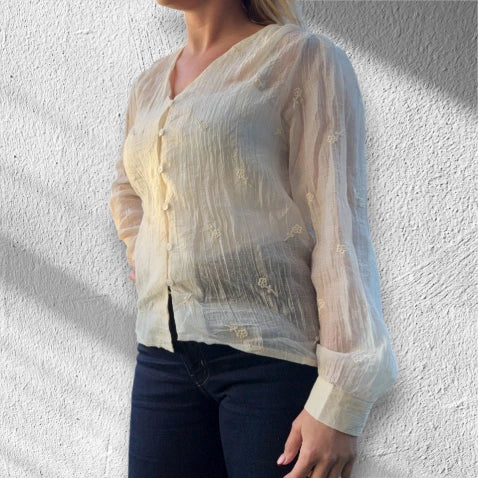 Blouse légère écrue avec broderies fleuries